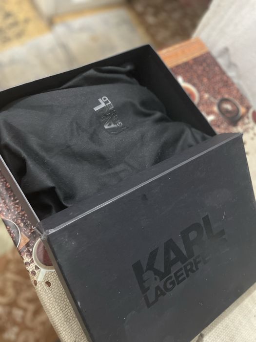 Sneakers Karl Lagerfeld originali, mărimea 39, schimb cu ceas