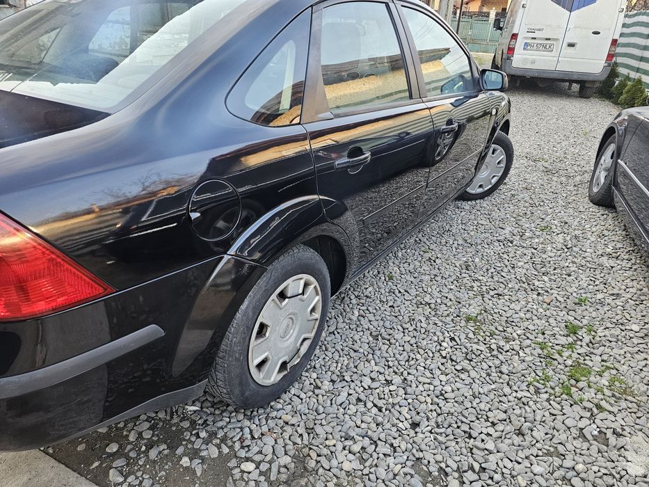 Ford focus 1.6 benzina 2007  5000lei