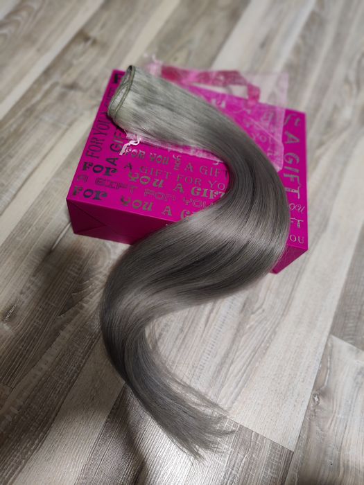 Естествена сивкаво руса коса, супер двойна плътност.