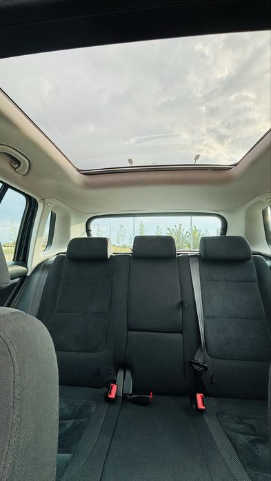 VOLKSWAGEN Tiguan 2012 — imagine 4