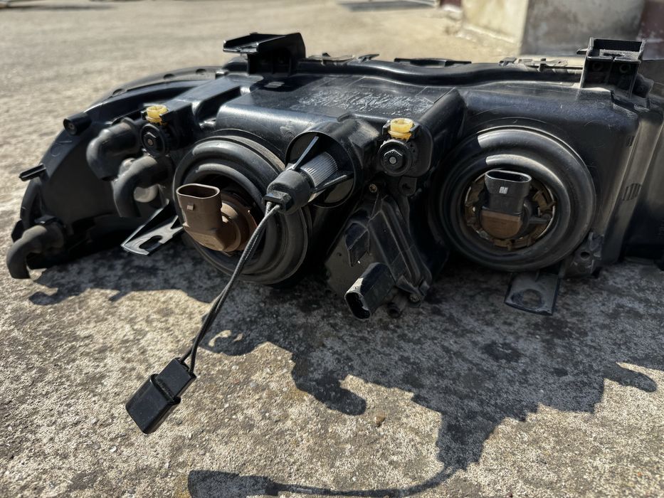 Faruri bmw e39 halogen originle