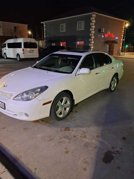 Лексус    ЕС 300