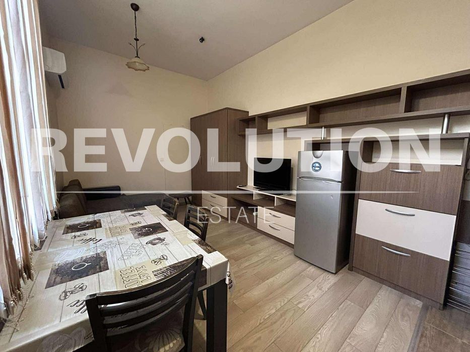 Дава се под наем Двустаен апартамент в Варна, Бриз - 65 кв.м за 328.95 € - Снимка #1