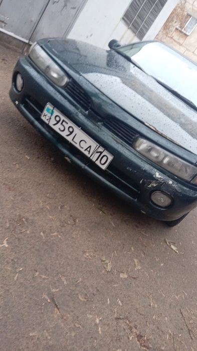 Мицубиси галант 1995