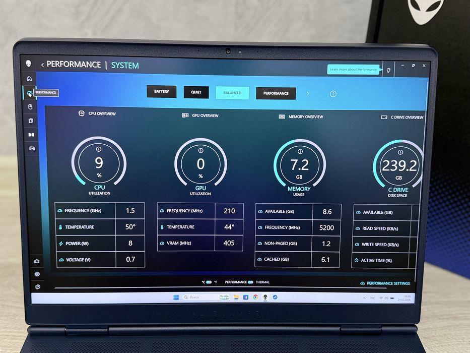 Alienware 16 Aurora 2025г