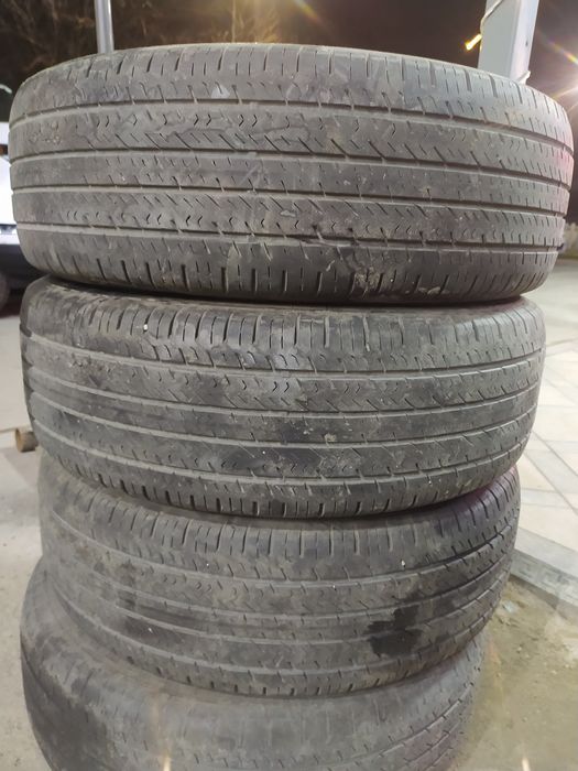 Продам комплект.215/70/16