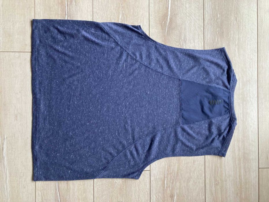 Under Armour Breeze Run Heat Gear Fitted потник тениска бъз ръкави L