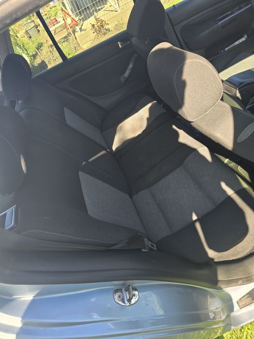 Vând golf 4 1.6 16v