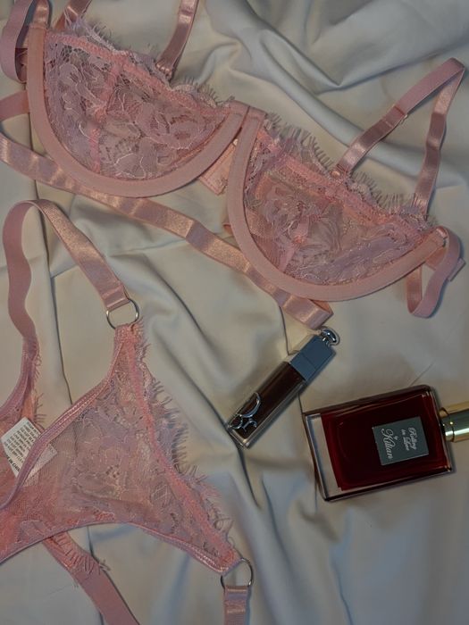 Нижнее белье на косточке и резинке