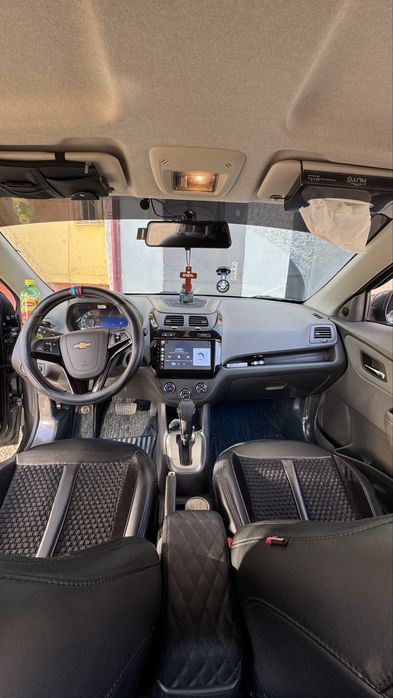 Продаеться автомобиль шевролет кобальт 2025 год