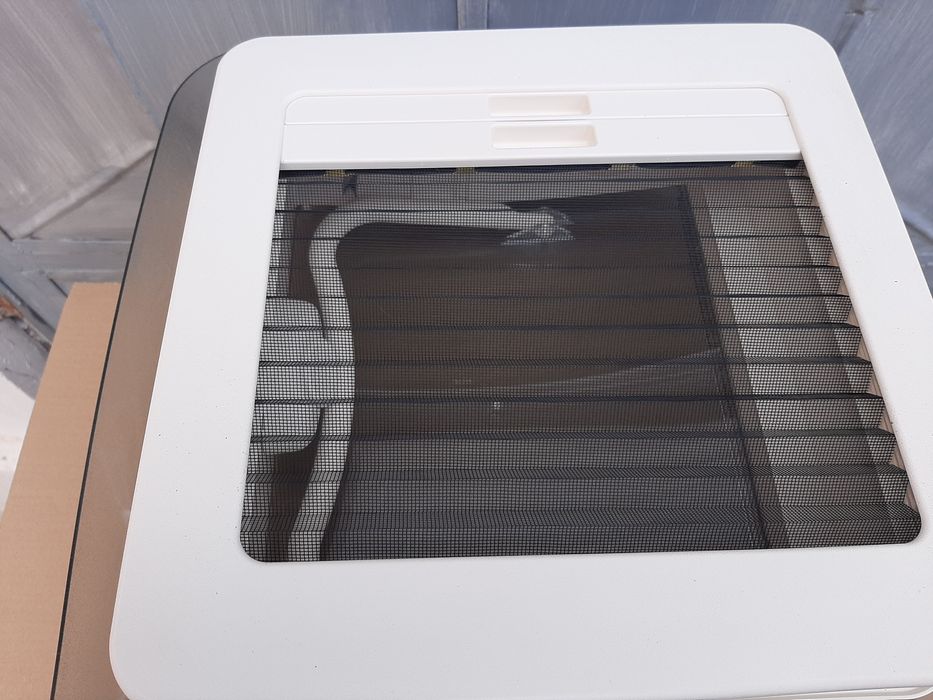 Trapa 28/28 mini heki Dometic