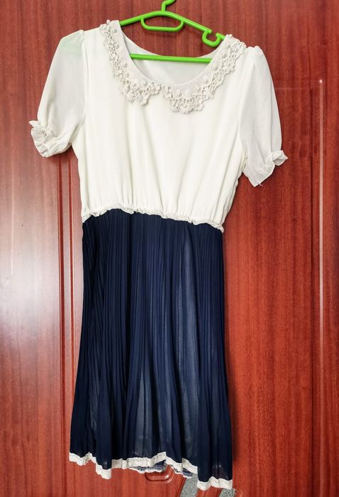 Rochie eleganta  damă mărimea S stare foarte bună