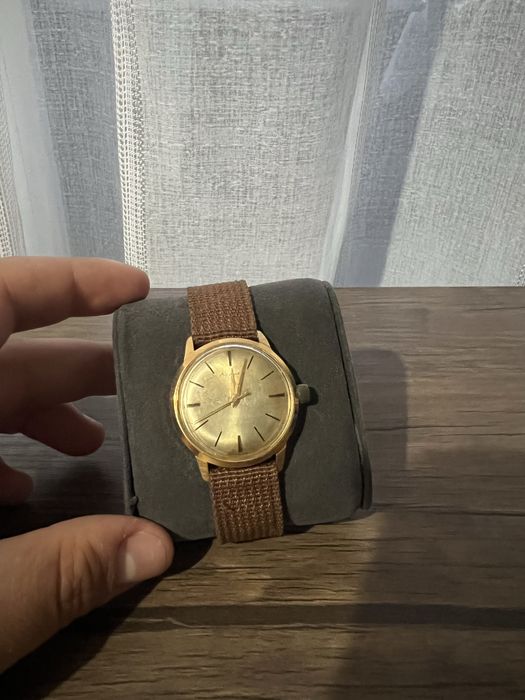 Cesuri Seiko, Swatch, Orex, Sector, Raketa, Meister-Anker