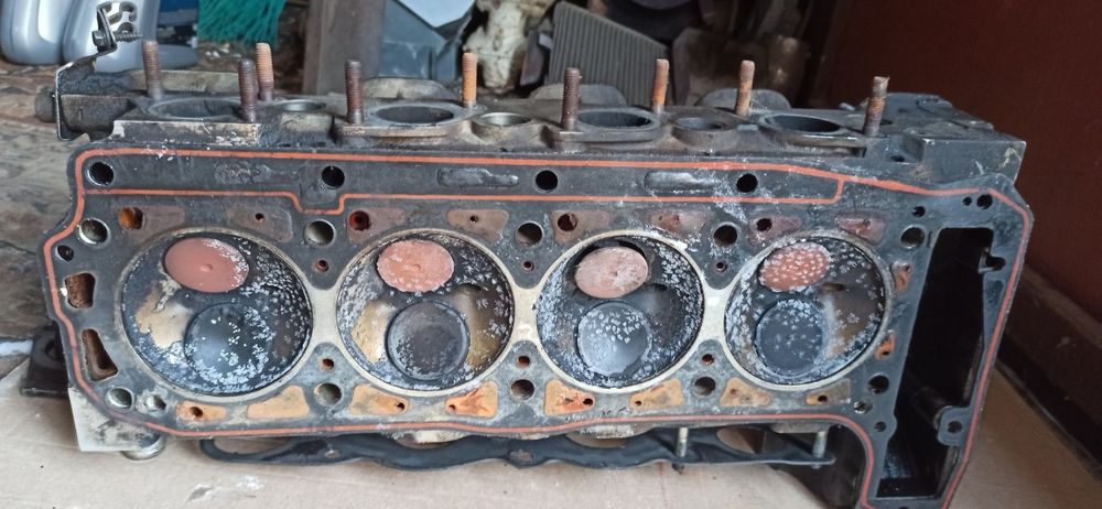 Головка 102 двигатель  мерседес