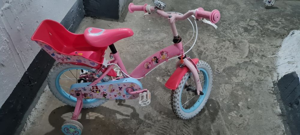 Bicicleta copii cu roți ajutătoare,  scăunel păpușică în spate,  claxon , roți 14" inch, prima utilizare  ,400 Lei