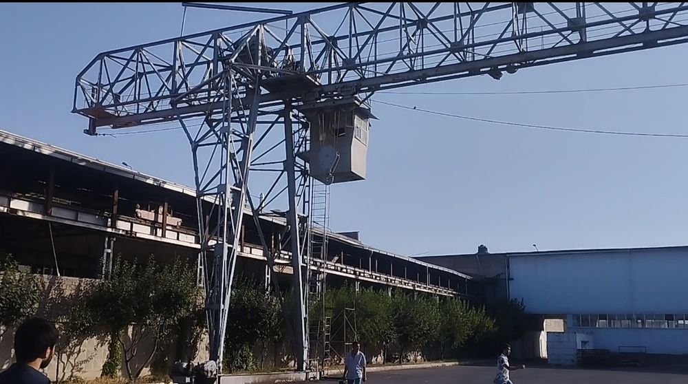 Козловой кран 20тон