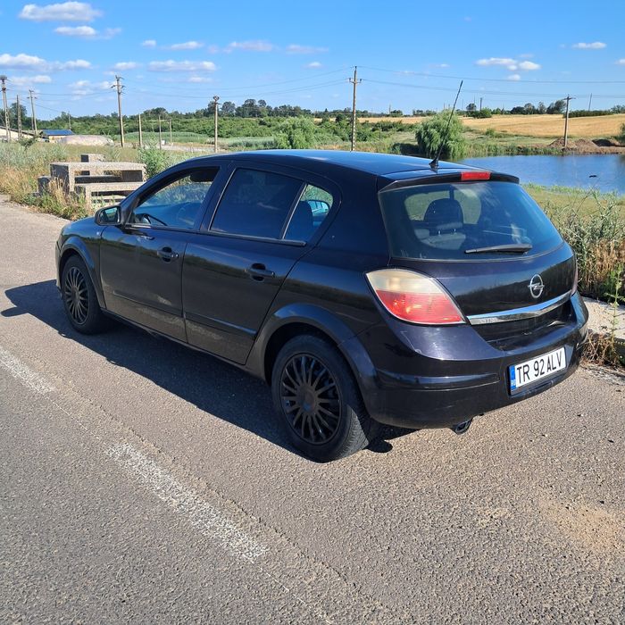 Opel Astra h Hatchback  1.6 benzina  +gpl