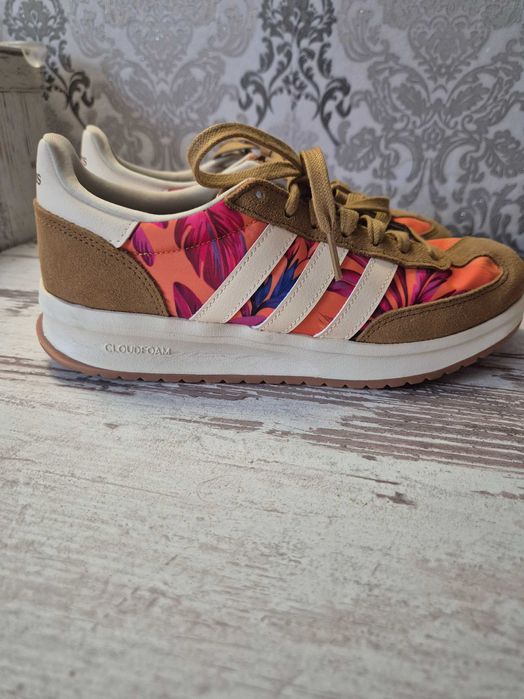 Оригинални маратонки Адидас