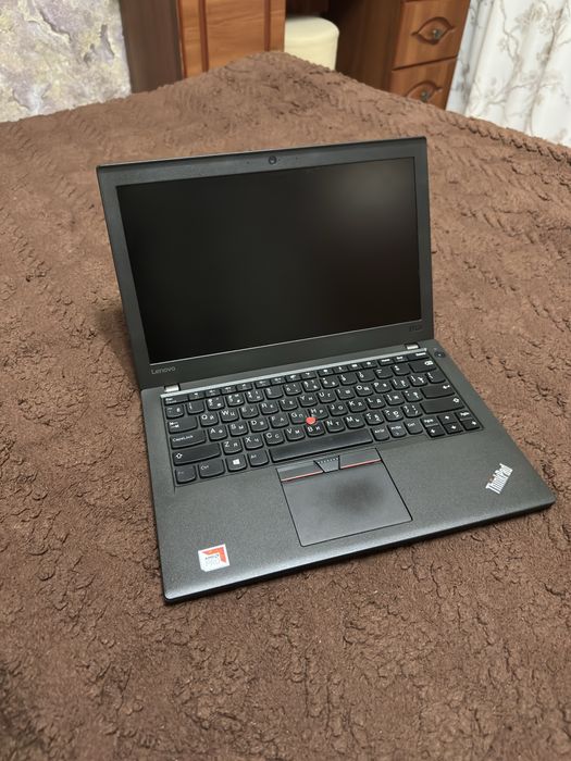 Lenovo ThinkPad x275