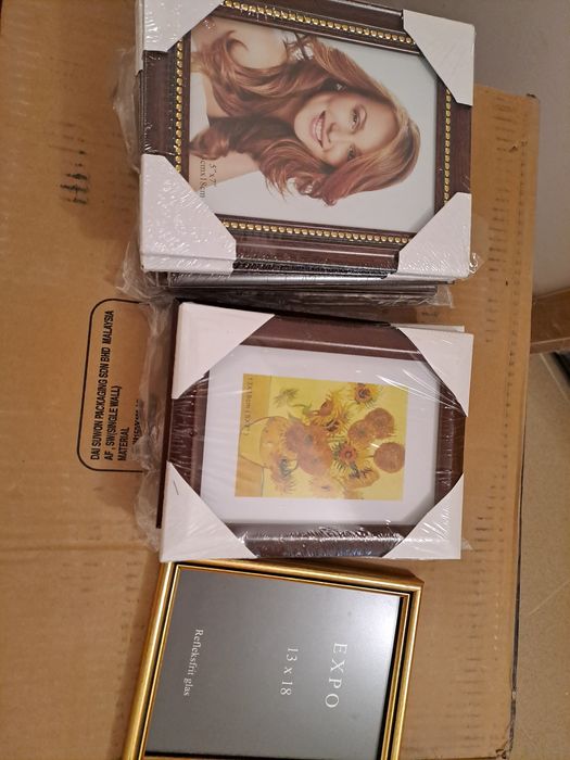 НОВИ рамки за снимки + Картон + НОВИ фотоалбуми