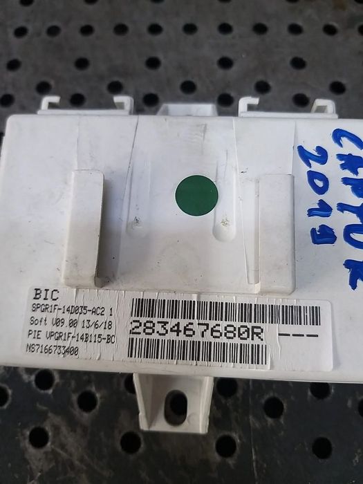 Modul navigatie renault captur 1 j5 h5 283467680r