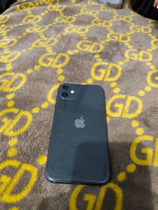 Обмениваю айфоны 11 обмен +-