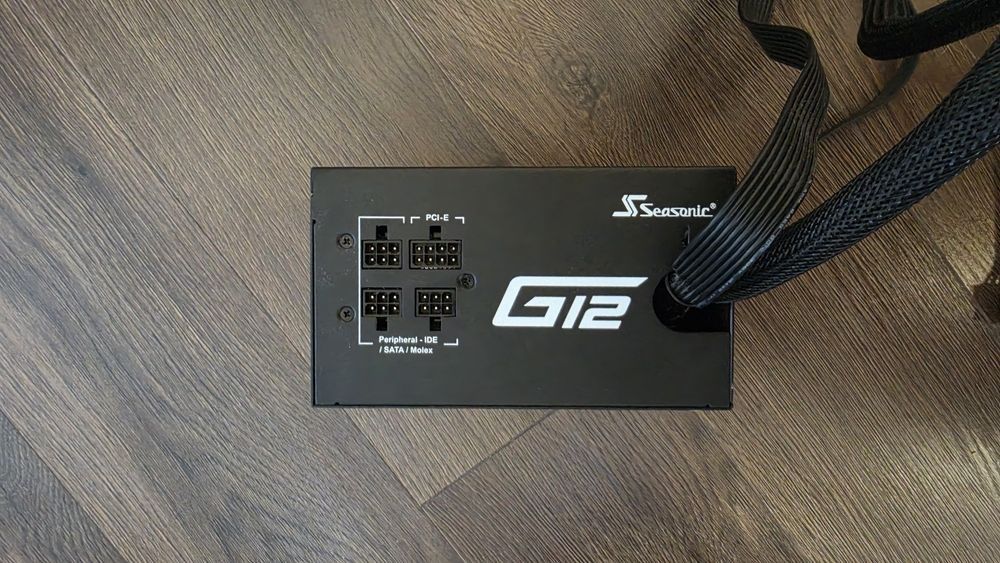Sursa semi modulara Seasonic G12 GM 550W, 80+ GOLD