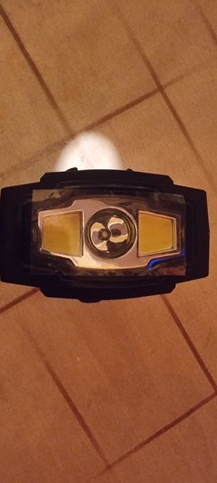 Radio camping cu dinam