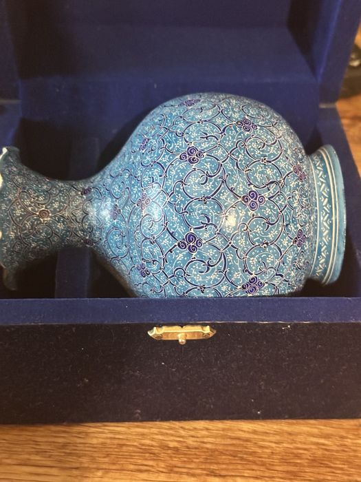 Оригинална ръчно рисувана иранска ваза. Невероятно красива. Ръчна изра