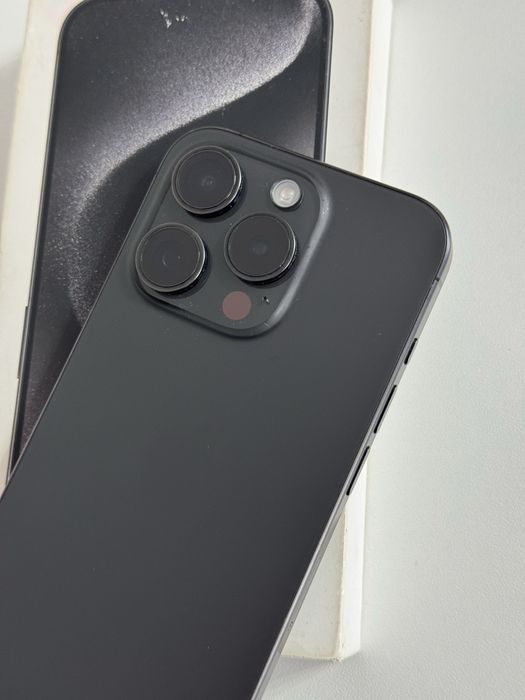 Продам iphone 15 pro