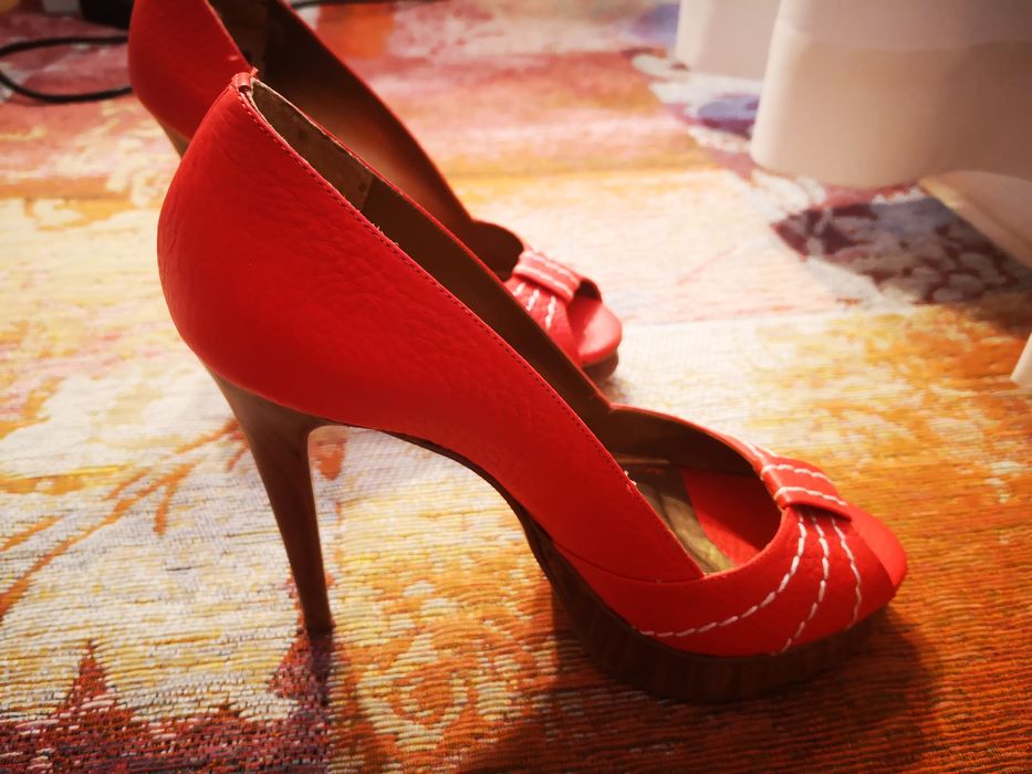 Дамски обувки