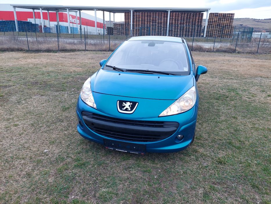 Vând Peugeot și Ford  Focus