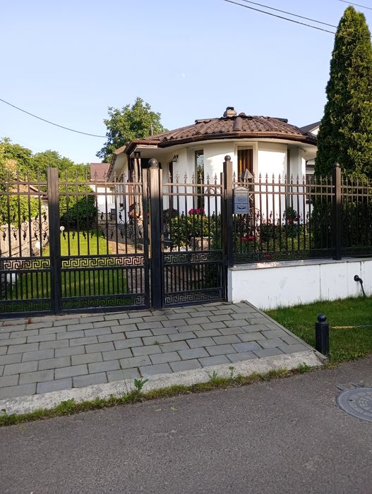 Casă și grădină în Dorohoi