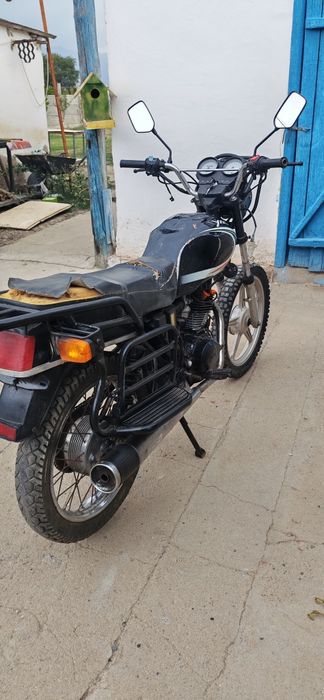 Мотоцикл qaki 200
