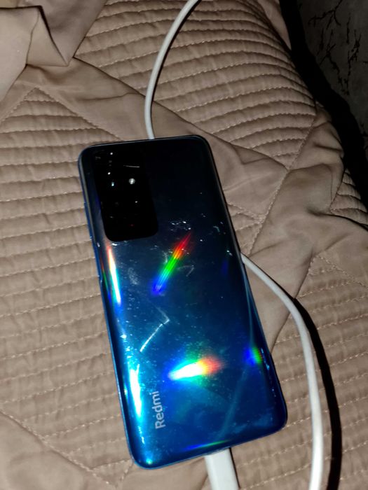 Redmi 10 синий с трещиной