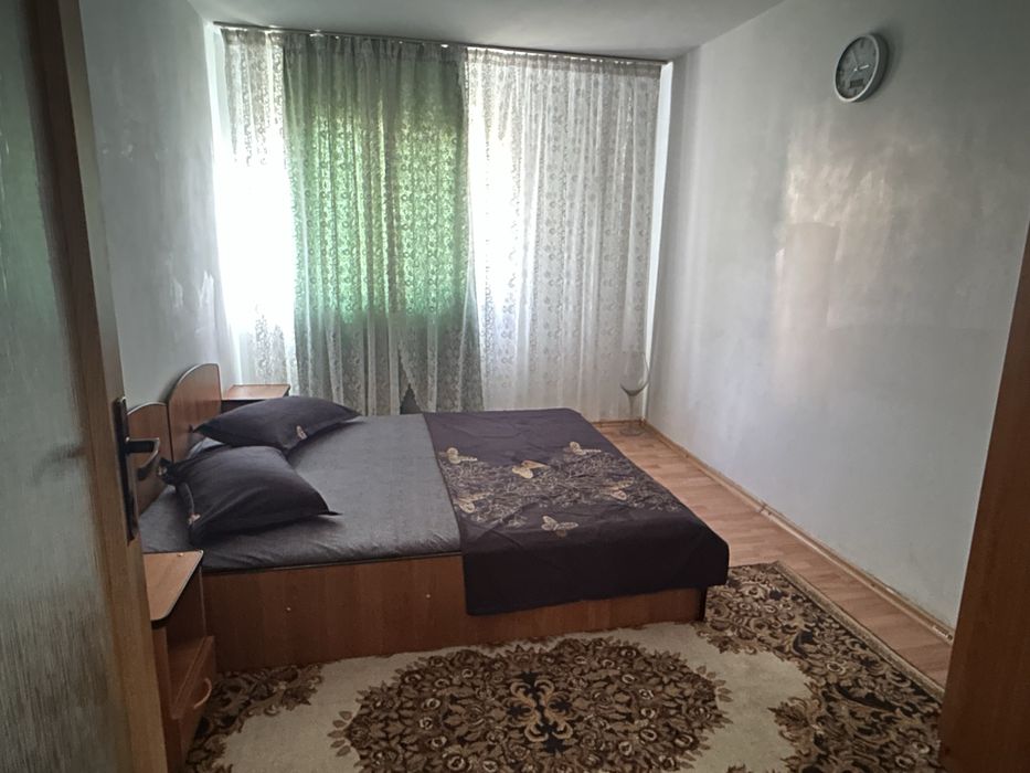 Apartament semidecomandat