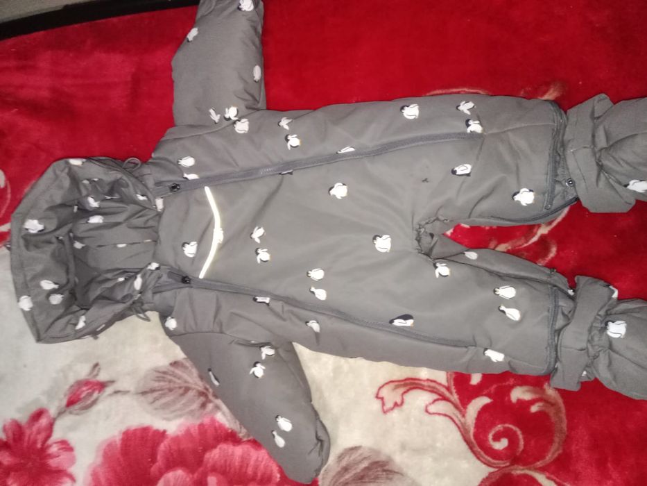 Продам комбинезон детский