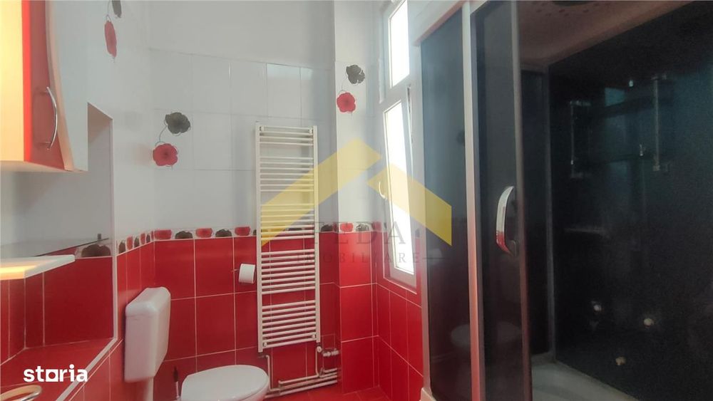 Apartament cu 4 camere de inchiriat zona Podgoria — fotografia 3
