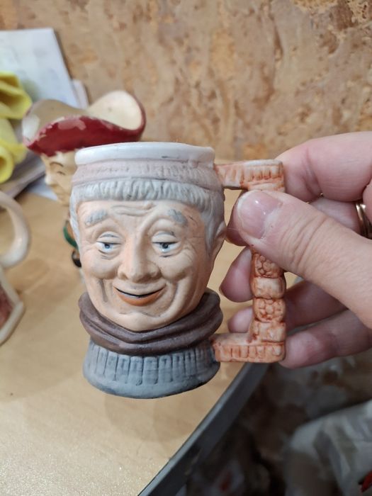 Чаши  Royal Doulton Таби .3бр