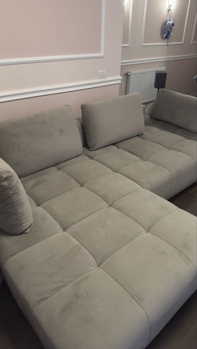 Canapea extensibilă de colț Dedeman – 260 × 160 cm – stare foarte bună