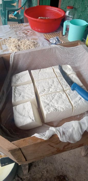 Brânză de oaie de vânzare 40 lei kg