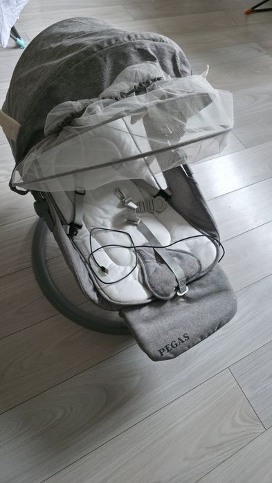 Шезлонг для младенца