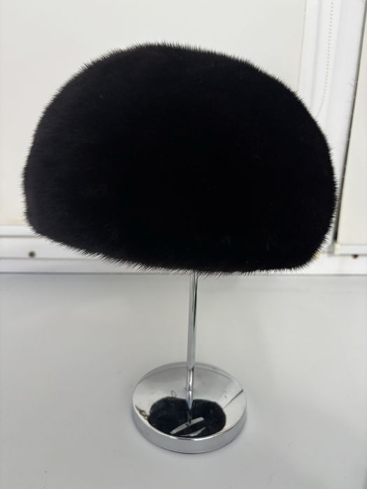 Продам норковый берет