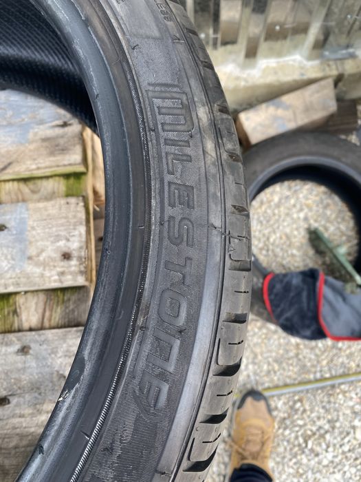 225/40/18 Летни