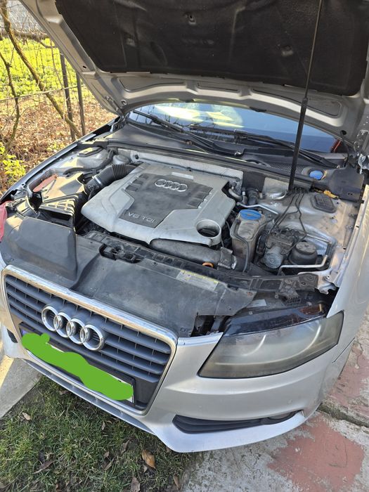 Dezmembrez audi a4 b8