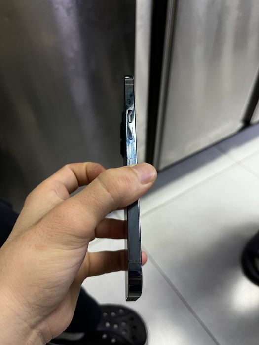 Продам iPhone 12 pro max