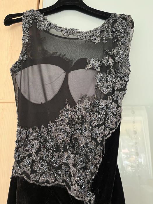 Rochie eleganta din catifea neagra de designer AnamiCotture cu dantela