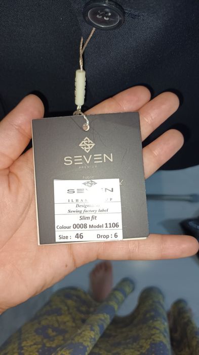 Костюм шим сотилади