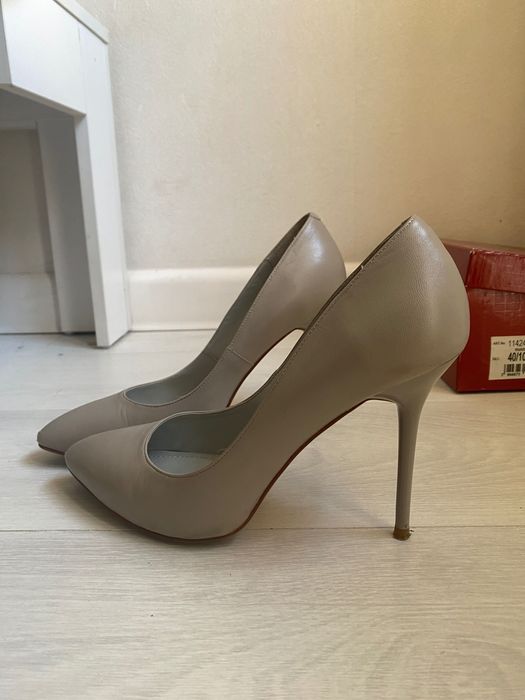 Серые туфли от Mascotte 40 размер