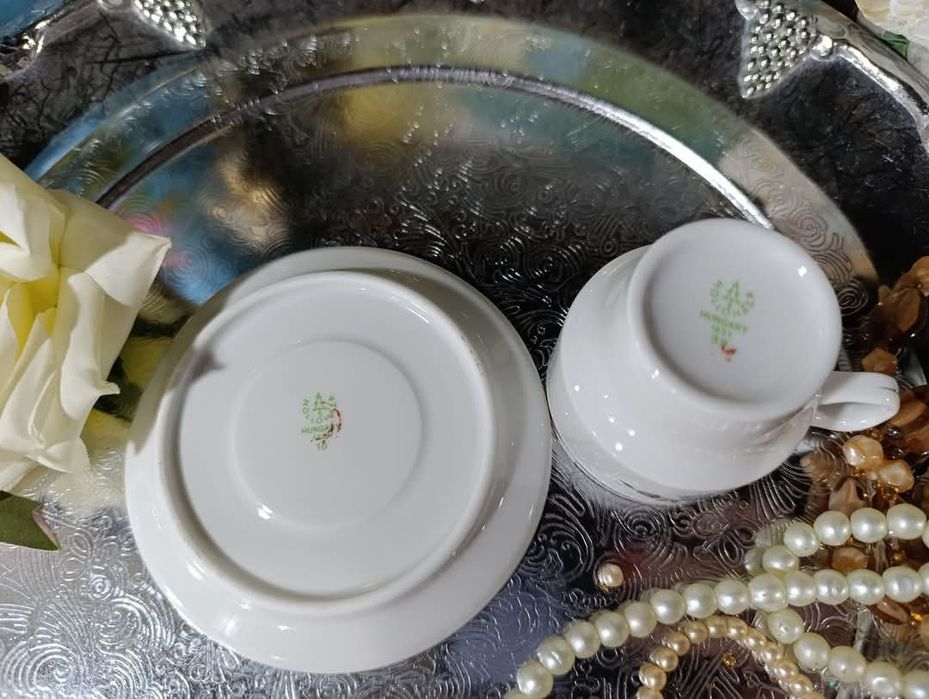 Прекрасен стар сервиз